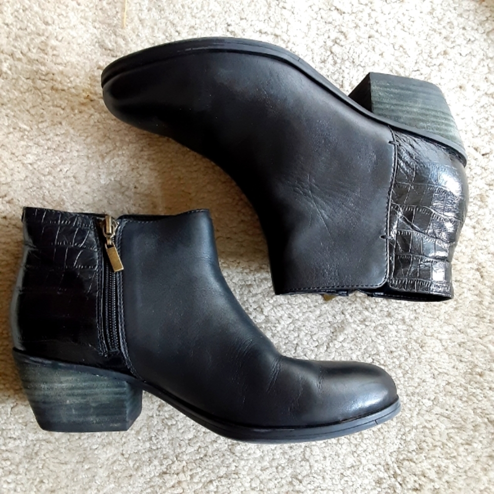 Clarks Gelata Italia Booties
